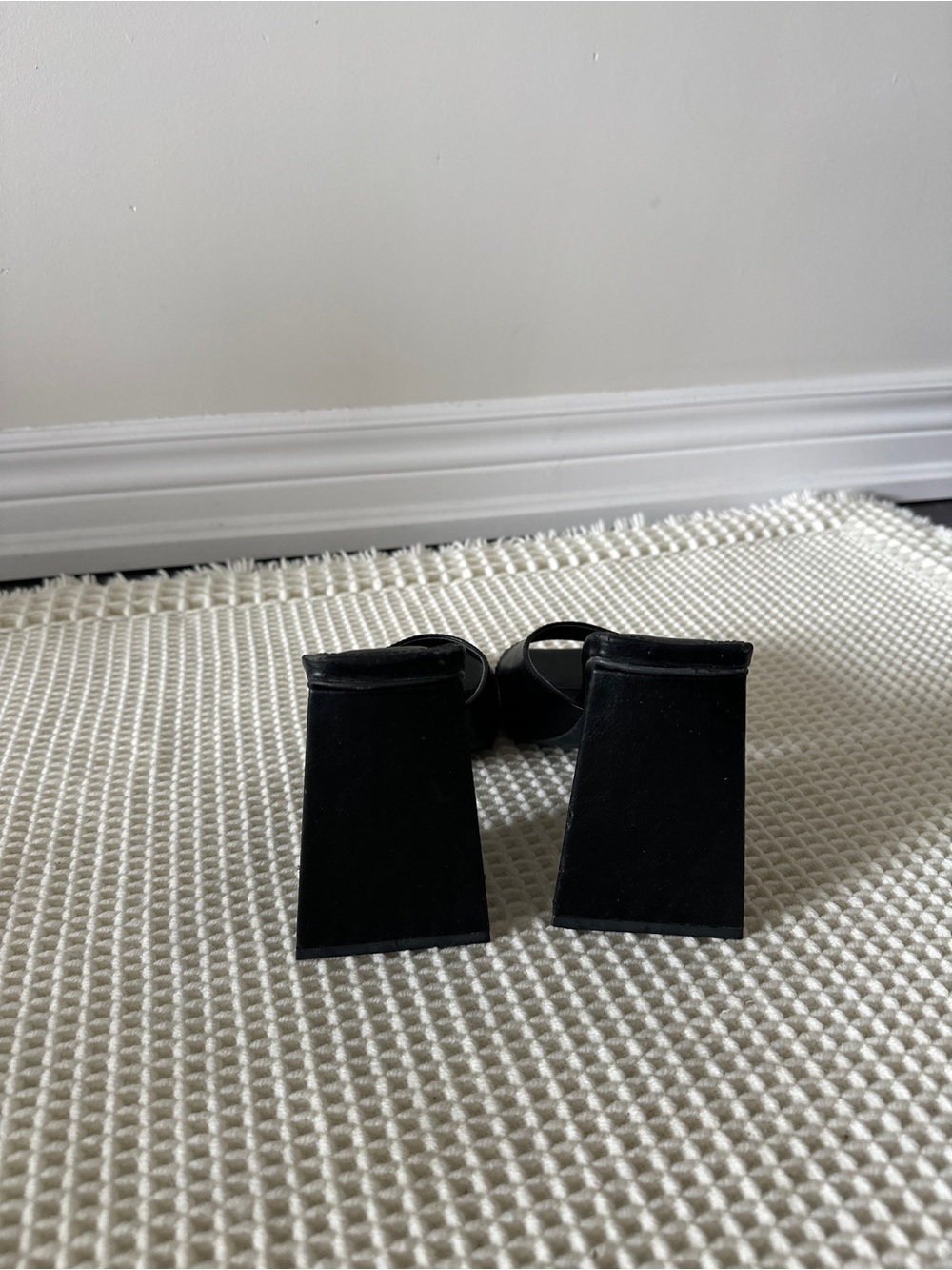 White Fox Boutique Black Sweet Talker Mules - Picture 4 of 5